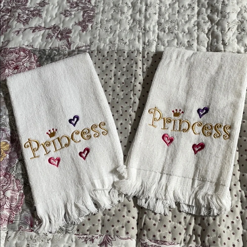 Princess Hand Towels (2)